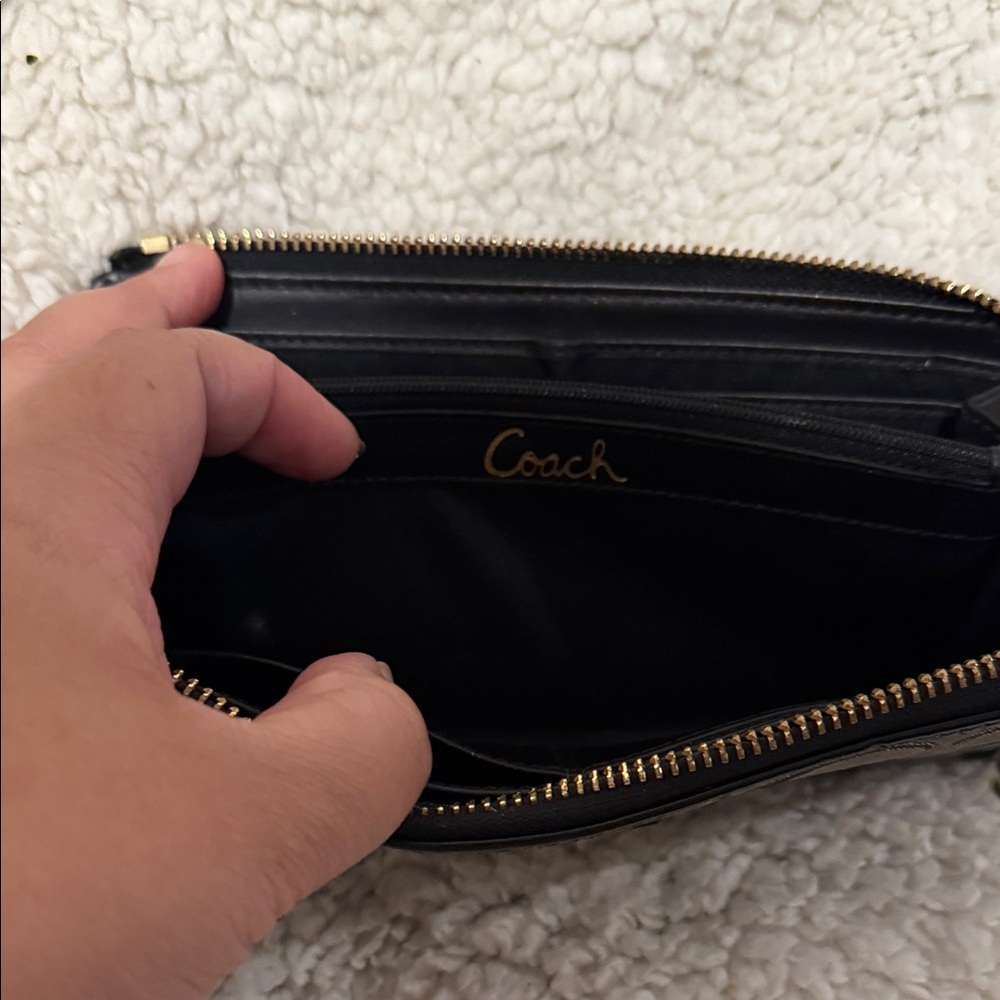 Coach Poppy Black and Gray Signature Wallet - Picture 3 of 4